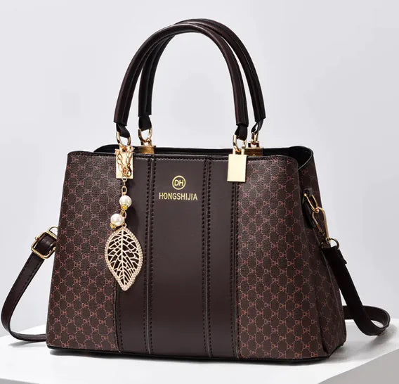 Elegant Crossbody Handbag
