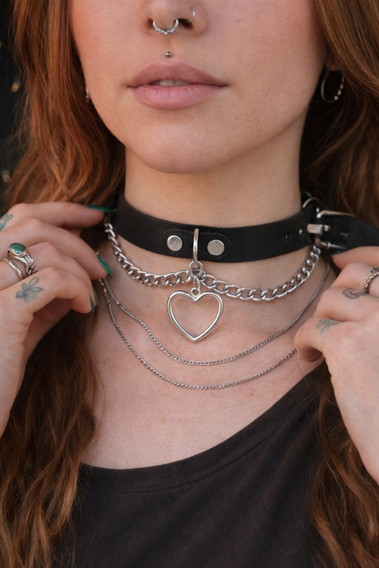 Women's Leather Heart Choker